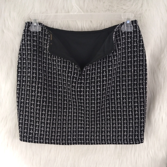HESPERUS Black and White Mini Skirt Size Large - Picture 5 of 7